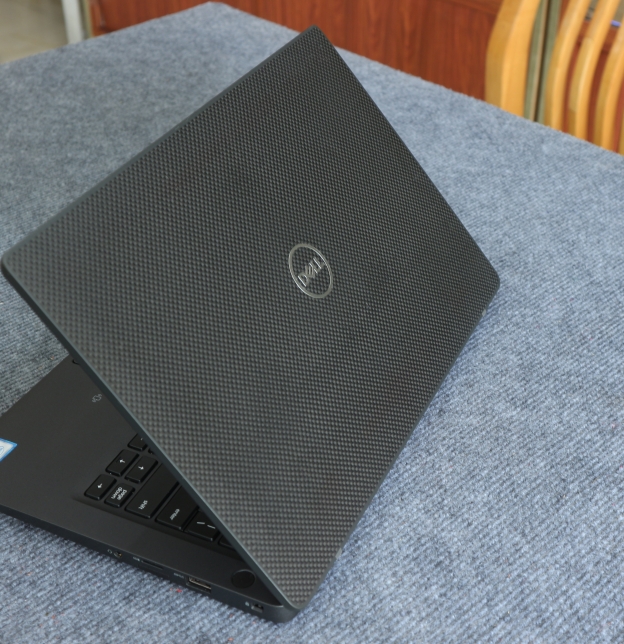 Dell Latitude E7300 | i7- 8665U| RAM 16GB | SSD Nvme 256GB | màn 13.3